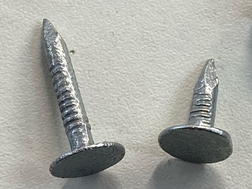 Clout felt nails - nails, roof